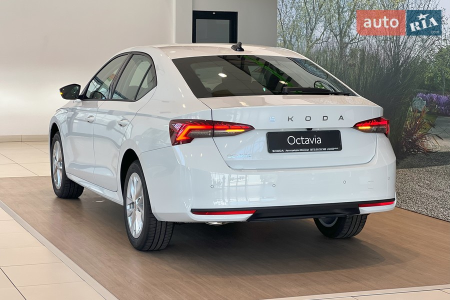 Skoda Octavia - фото 8