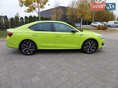 Новий Skoda Octavia 2024 - фото 2
