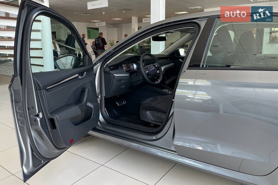 Skoda Octavia - фото 17