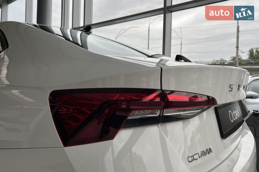 Skoda Octavia - фото 10