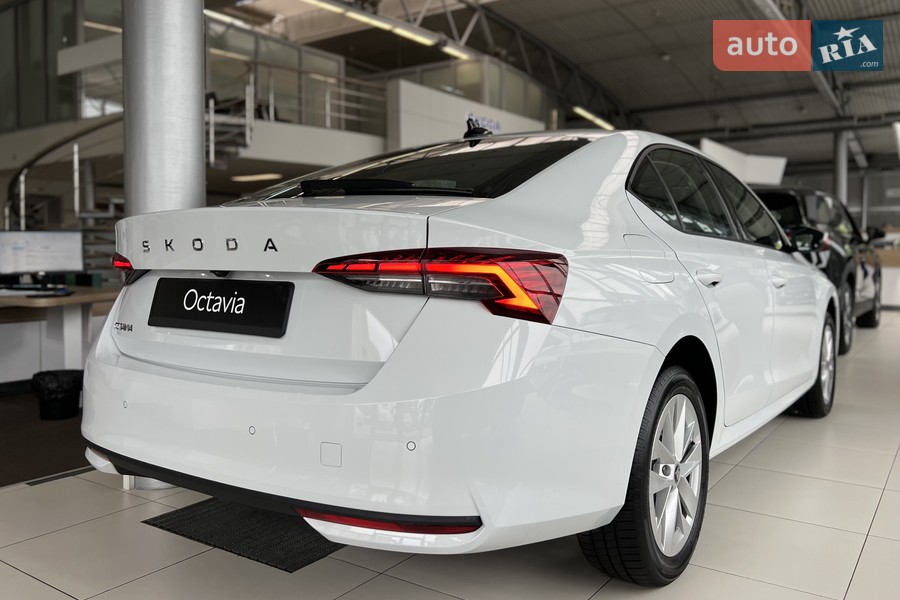 Skoda Octavia - фото 7