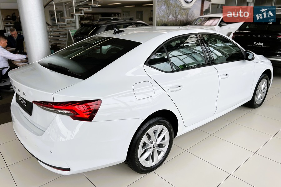 Skoda Octavia - фото 8