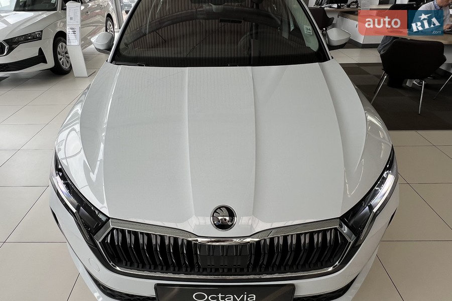 Skoda Octavia - фото 4