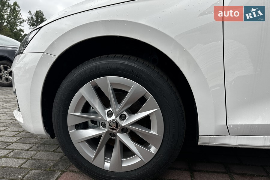 Skoda Octavia - фото 11