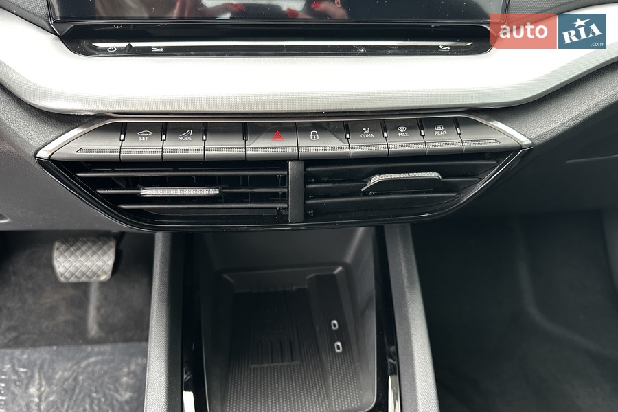 Skoda Octavia - фото 23