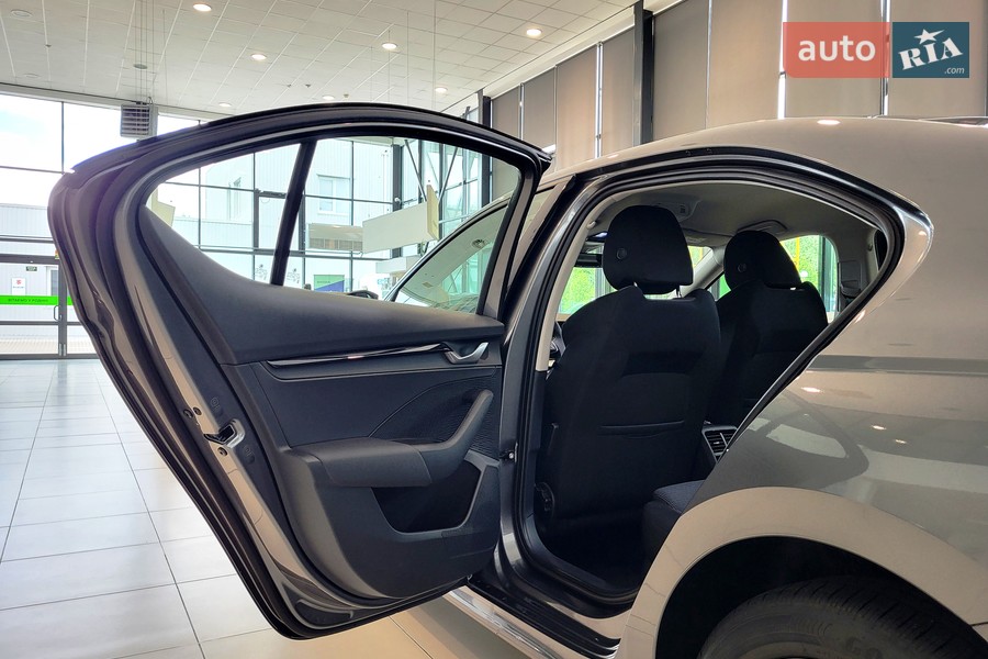 Skoda Octavia - фото 14