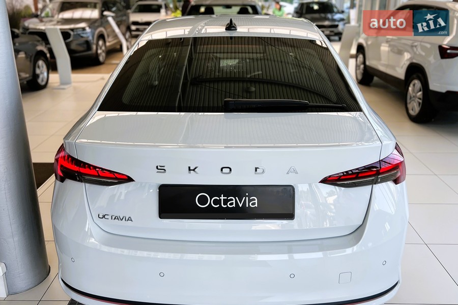 Skoda Octavia - фото 4