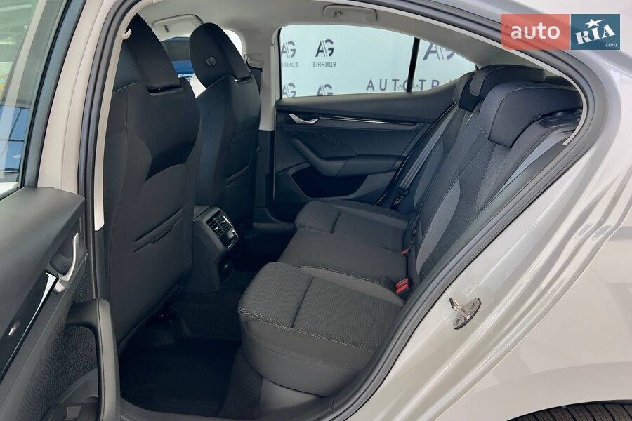 Skoda Octavia - фото 18