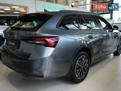 Новый Skoda Octavia 2025 - фото 5