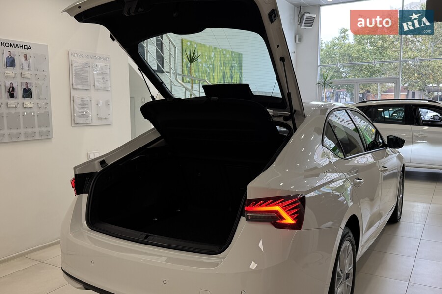 Skoda Octavia - фото 9