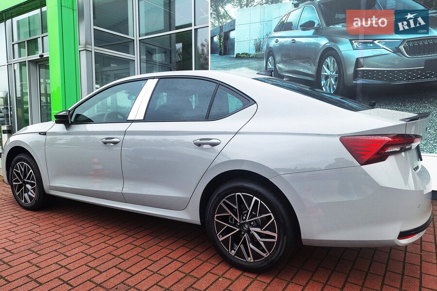 Skoda Octavia - фото 7