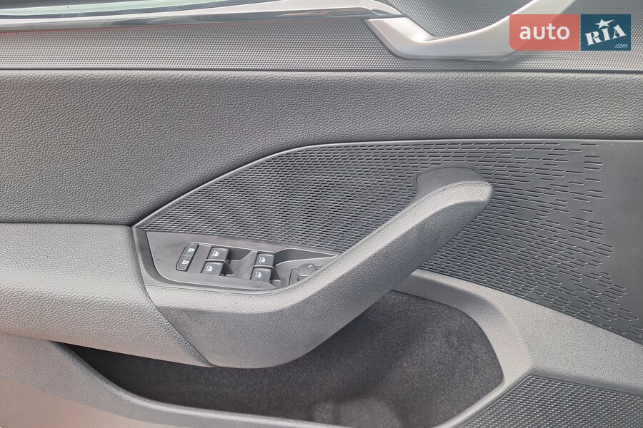 Skoda Octavia - фото 23