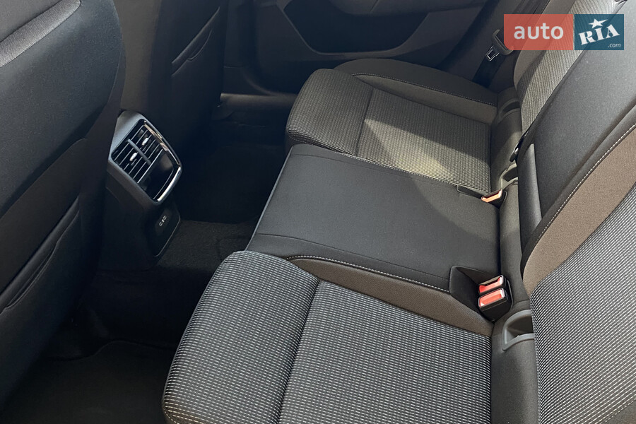 Skoda Octavia - фото 16