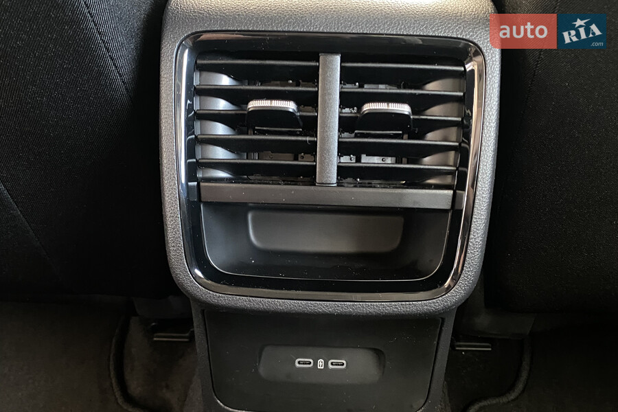 Skoda Octavia - фото 17