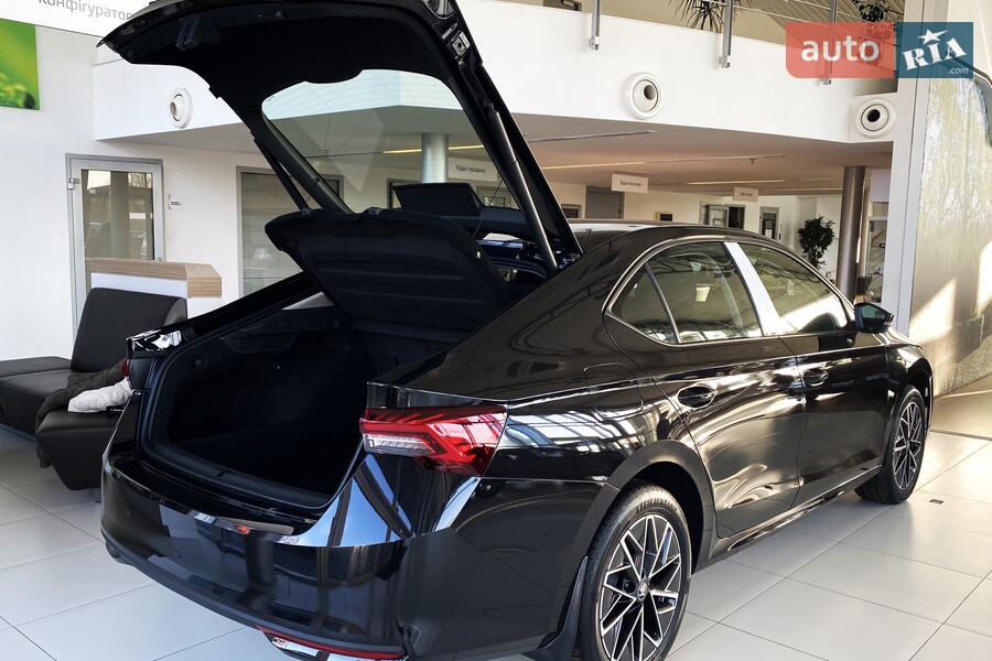 Skoda Octavia - фото 9