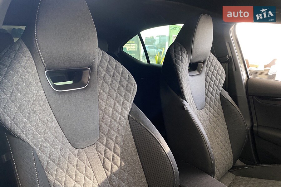 Skoda Octavia - фото 10