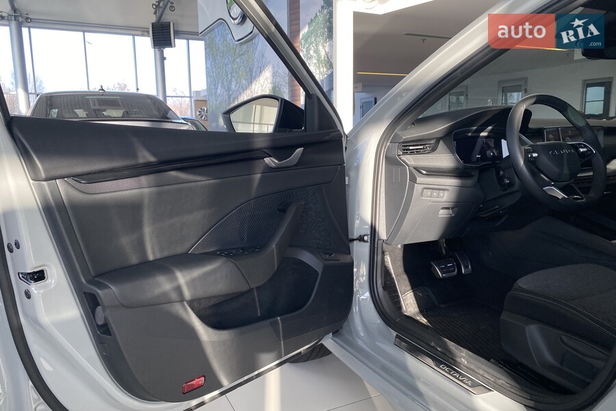 Skoda Octavia - фото 20