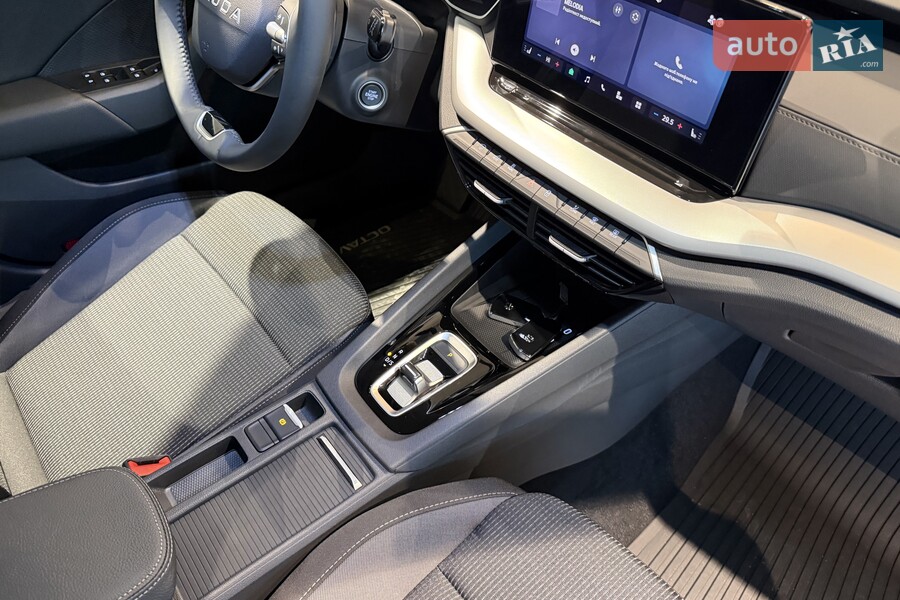 Skoda Octavia - фото 17