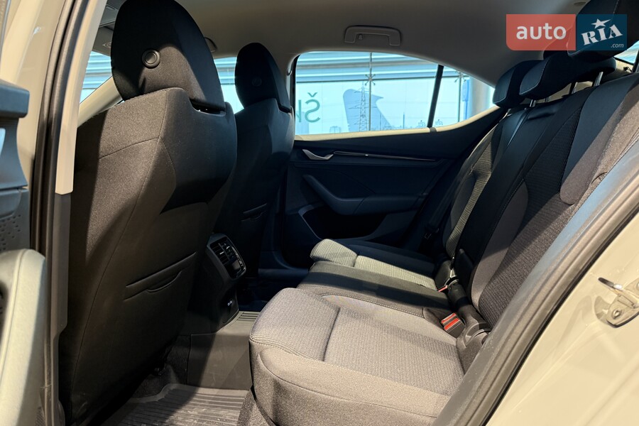 Skoda Octavia - фото 27