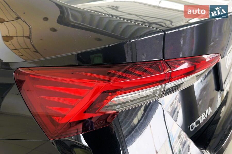 Skoda Octavia - фото 5