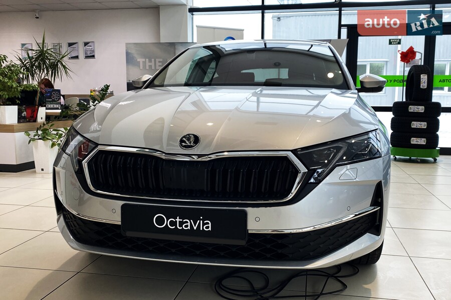 Skoda Octavia - фото 3