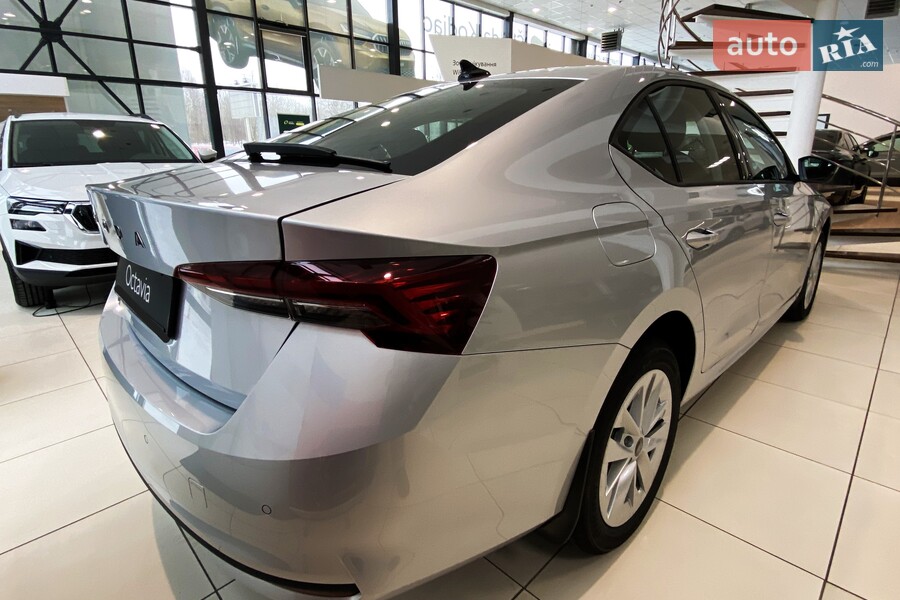 Skoda Octavia - фото 7