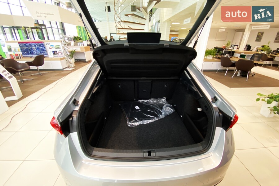 Skoda Octavia - фото 11