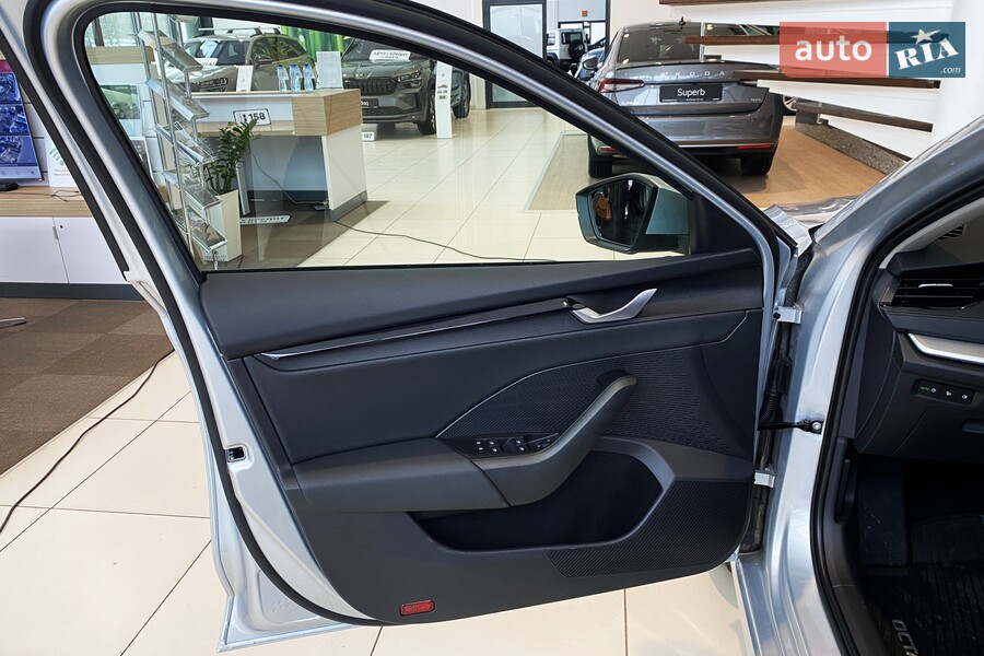 Skoda Octavia - фото 14