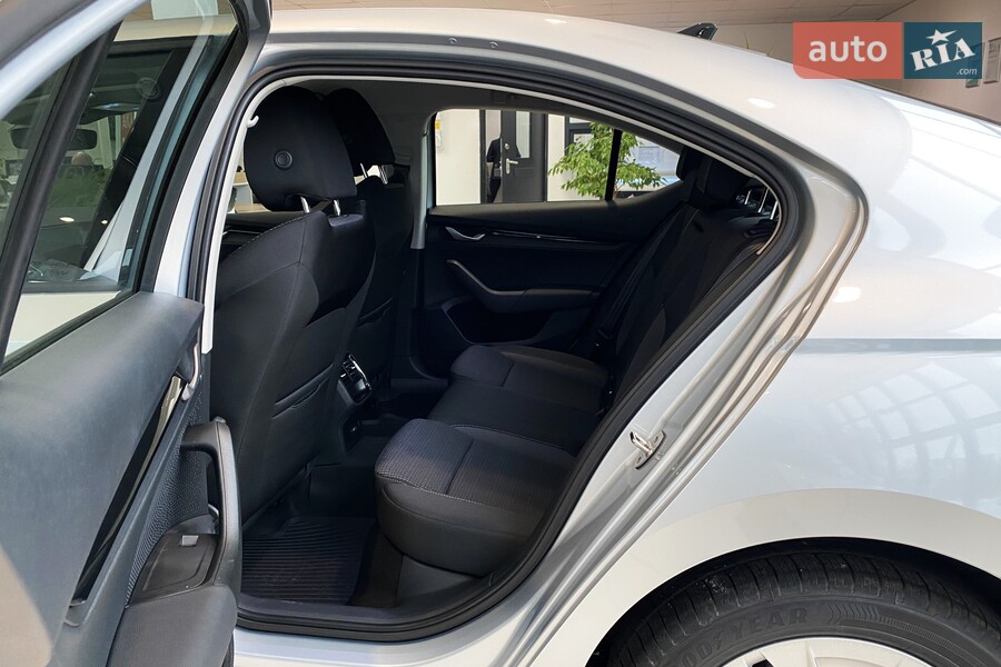 Skoda Octavia - фото 29