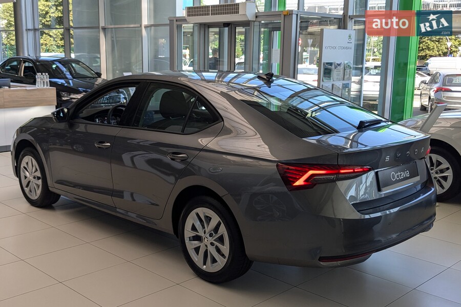 Skoda Octavia - фото 8