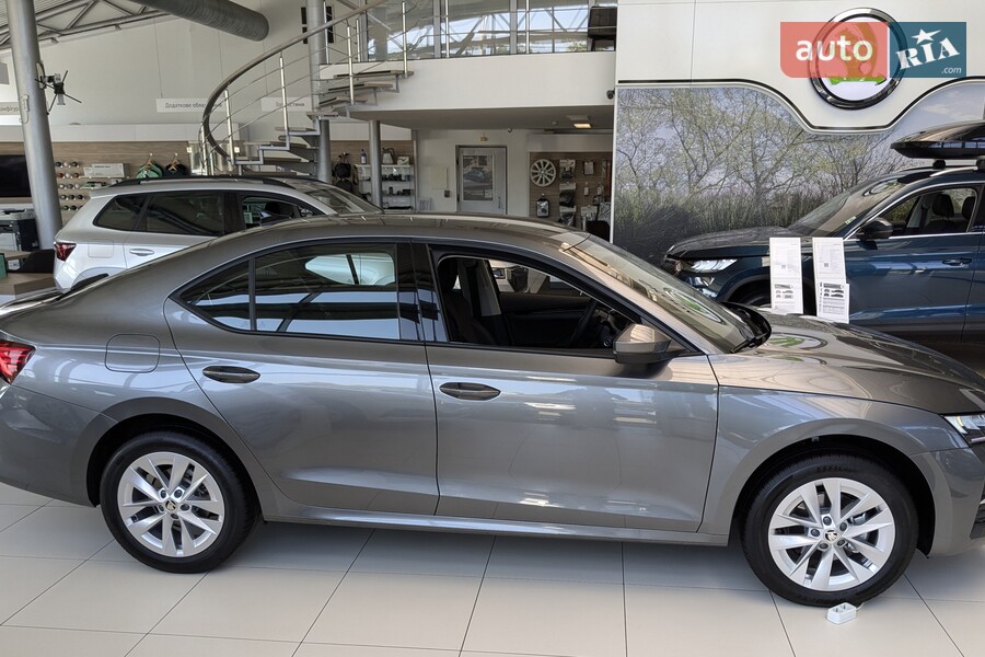 Skoda Octavia - фото 4