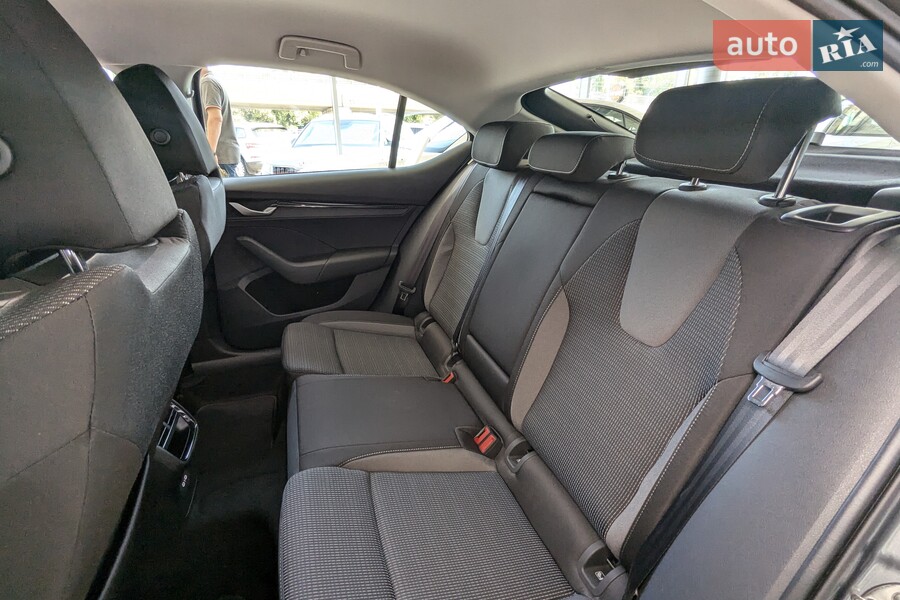 Skoda Octavia - фото 28