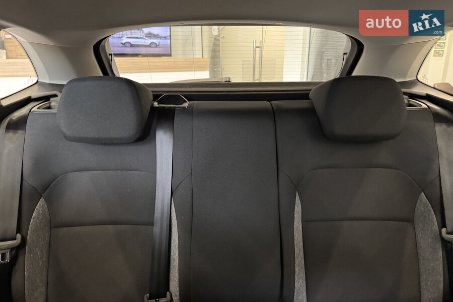 Skoda Scala - фото 15