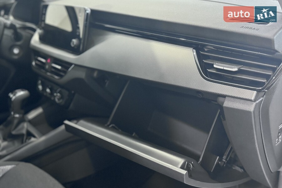 Skoda Scala - фото 2