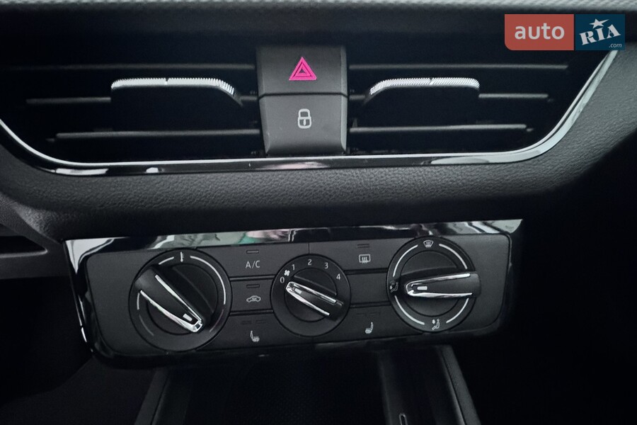 Skoda Scala - фото 11