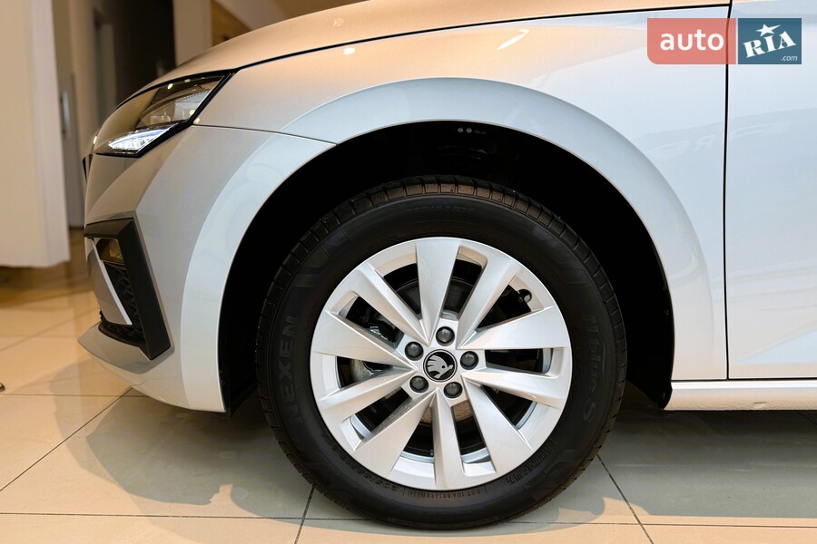 Skoda Scala - фото 10