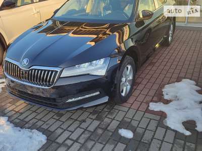 Skoda Superb Ambition 2.0 TSI 7DSG (190 к.с.) 2023