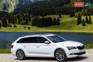 Skoda Superb 2017 року
