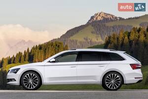 Skoda Superb 2018 року