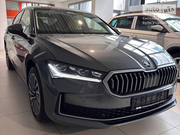 Skoda Superb 2025