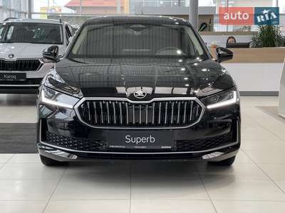 Новый Skoda Superb 2025 - фото 2