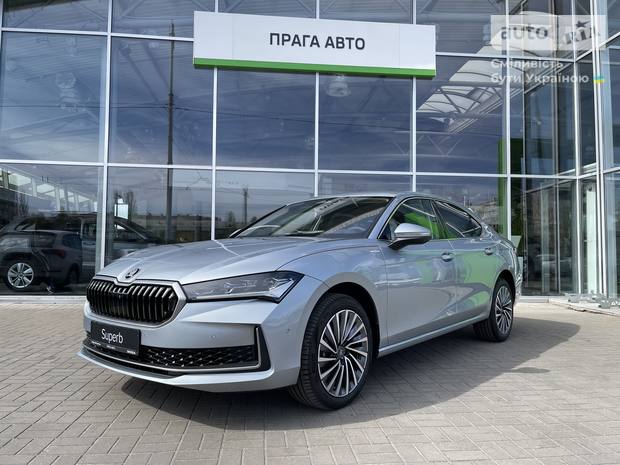 Skoda Superb 2025