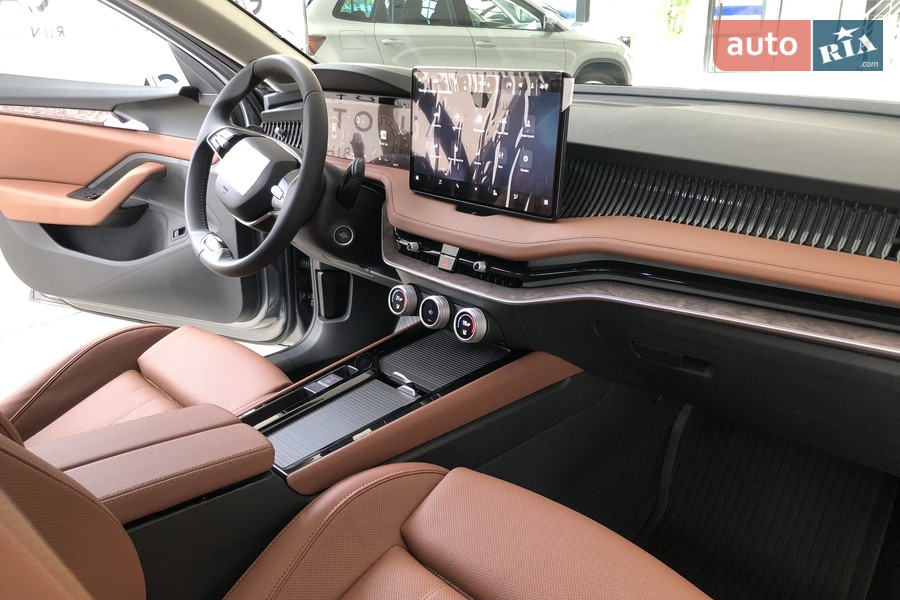 Skoda Superb - фото 9