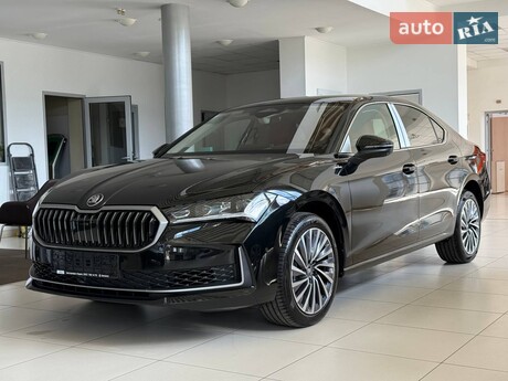 Skoda Superb 2025