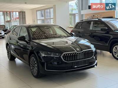 Skoda Superb 2025 Laurin & Klement