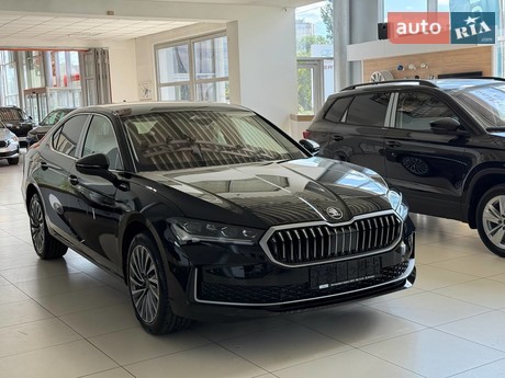 Skoda Superb 2025
