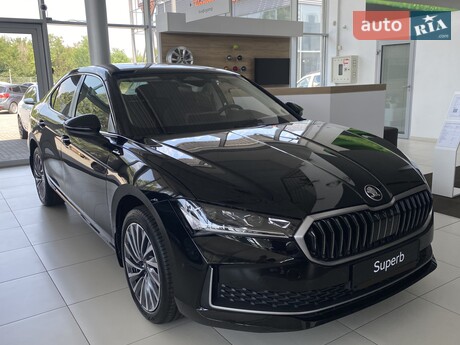 Skoda Superb 2025