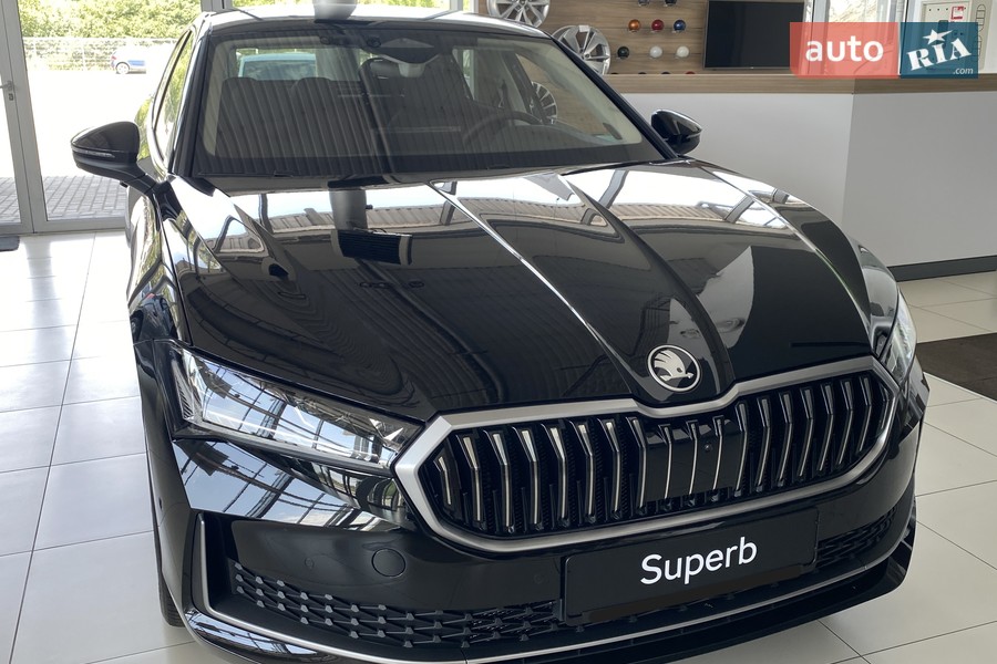 Skoda Superb - фото 1