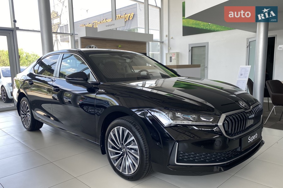 Skoda Superb - фото 2