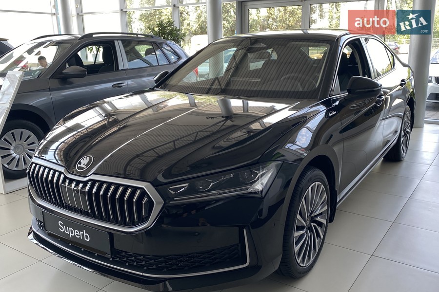 Skoda Superb - фото 3